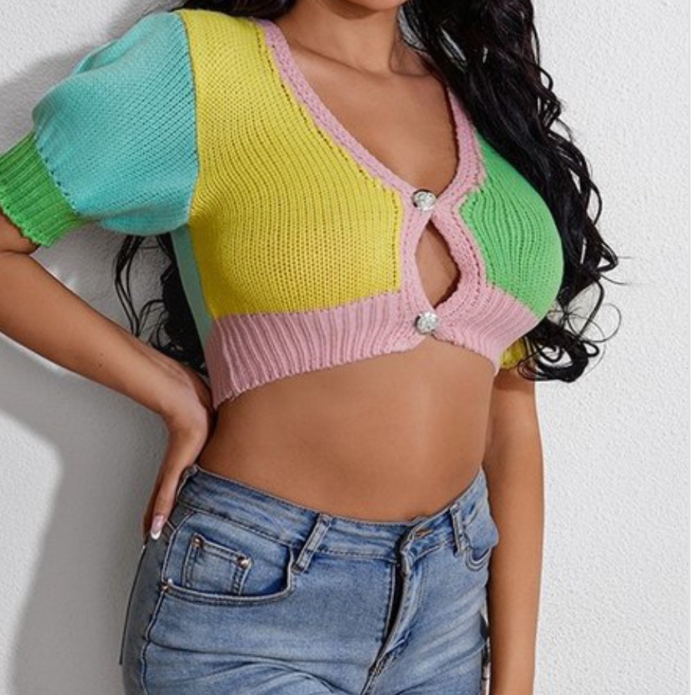 COLOR BLOCK TOP! - Picture 9 of 10